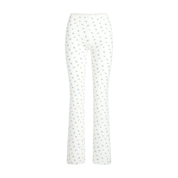 SOFT LOUNGE LACE PANT | BLUE GARDEN PRINT FLAT ON A WHITE BACKGROUND | FLT