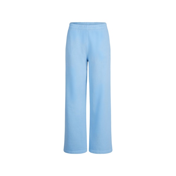FRENCH TERRY LOW RISE STRAIGHT LEG PANT | BLUE BELL FLAT ON A WHITE BACKGROUND | FLT