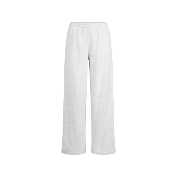 LIGHTWEIGHT FLEECE STRAIGHT LEG PANT | LIGHT HEATHER GREY FLAT ON A WHITE BACKGROUND | FLT
