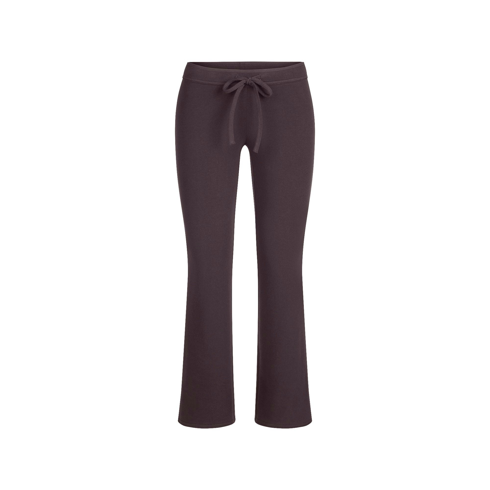 COTTON JERSEY LOW RISE CROP PANT | IRON FLAT ON A WHITE BACKGROUND | FLT