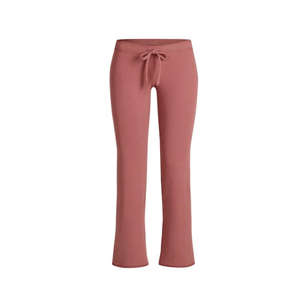 COTTON JERSEY LOW RISE CROP PANT | REDWOOD FLAT ON A WHITE BACKGROUND | FLT