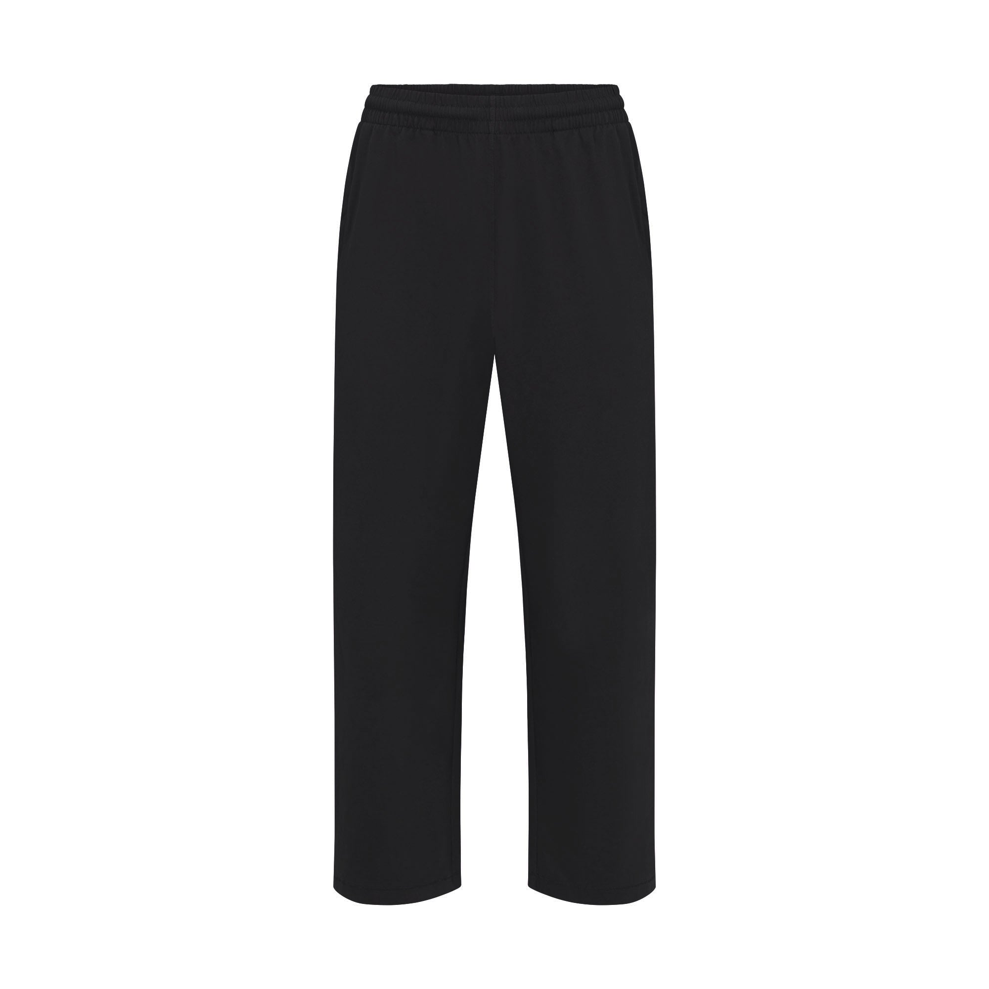 HEAVYWEIGHT COTTON MENS RELAXED PANT | OBSIDIAN FLAT ON A WHITE BACKGROUND @ | FOCUS: 0.0, 1.0, 0.9