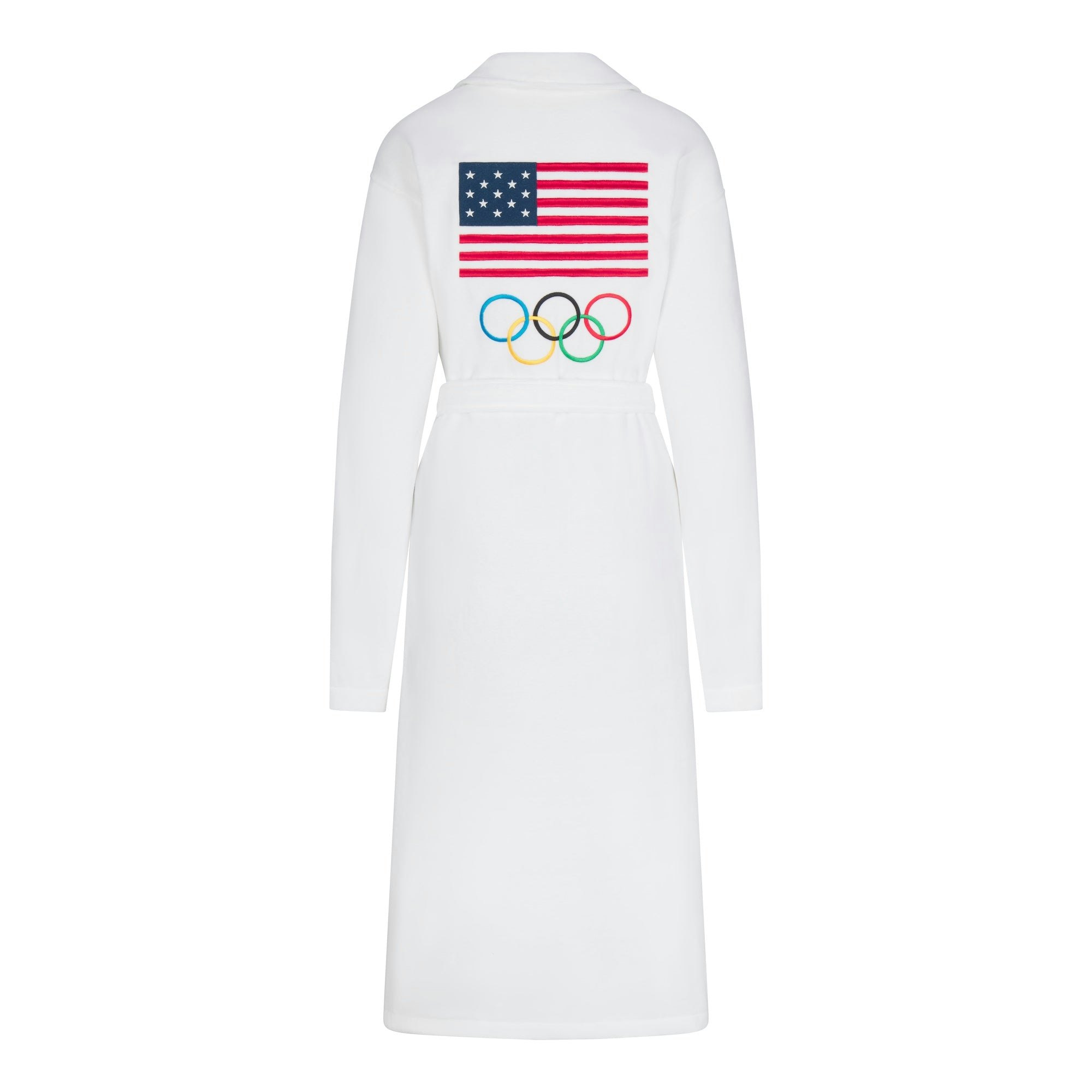 SKIMS FOR TEAM USA TERRY OLYMPIC UNISEX ROBE | WHITE LAYS FLAT ON A WHITE BACKGROUND | FLT