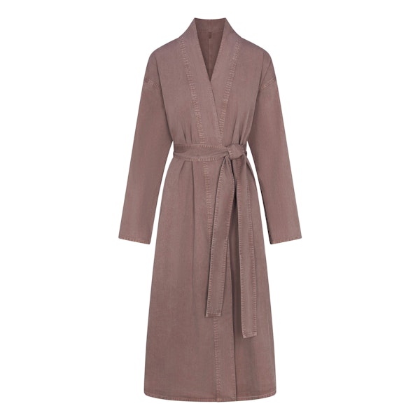 WOVEN LOUNGE LONG ROBE | UMBER FLAT ON A WHITE BACKGROUND | FLT