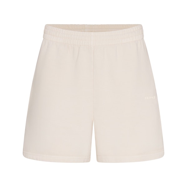 BOYFRIEND FLEECE SHORT | BUFF (SHORTS) FLAT ON A WHITE BACKGROUND | FLT