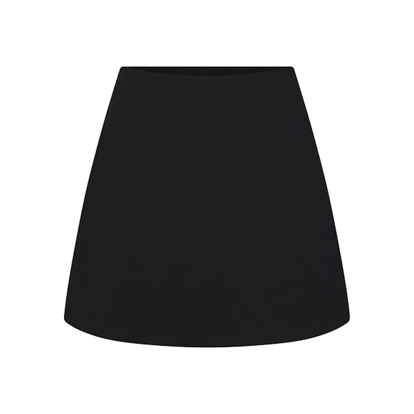 OUTDOOR SKORT | ONYX (SKIRTS, BOTTOMS) LAYS FLAT ON A WHITE BACKGROUND | FLT