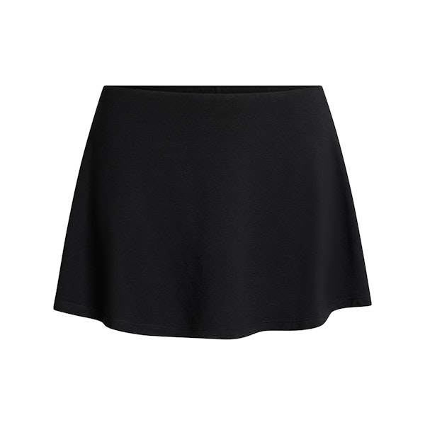 SMOOTH LAYERS SKORT | OBSIDIAN FLAT ON A WHITE BACKGROUND | FLT