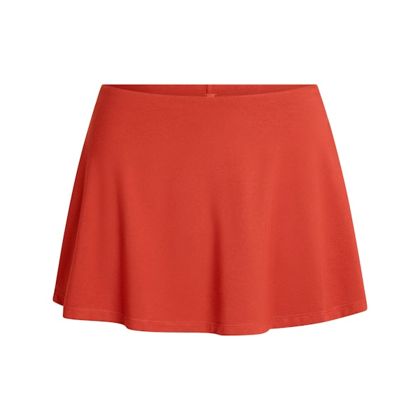 SMOOTH LAYERS SKORT | TERRA FLAT ON A WHITE BACKGROUND | FLT