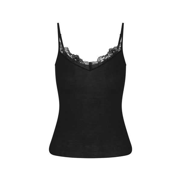 FITS EVERYBODY LACE TRIANGLE CAMI | ONYX | SKIMS