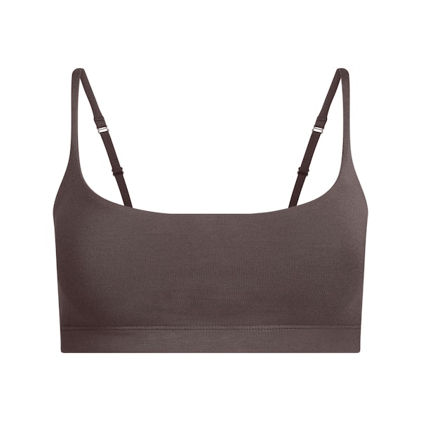 SMOOTH LAYERS SCOOP BRALETTE | RAISIN FLAT ON A WHITE BACKGROUND | FLT