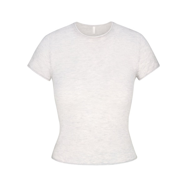FEATHERWEIGHT CASHMERE TEE | LIGHT HEATHER GREY FLAT ON A WHITE BACKGROUND | FLT