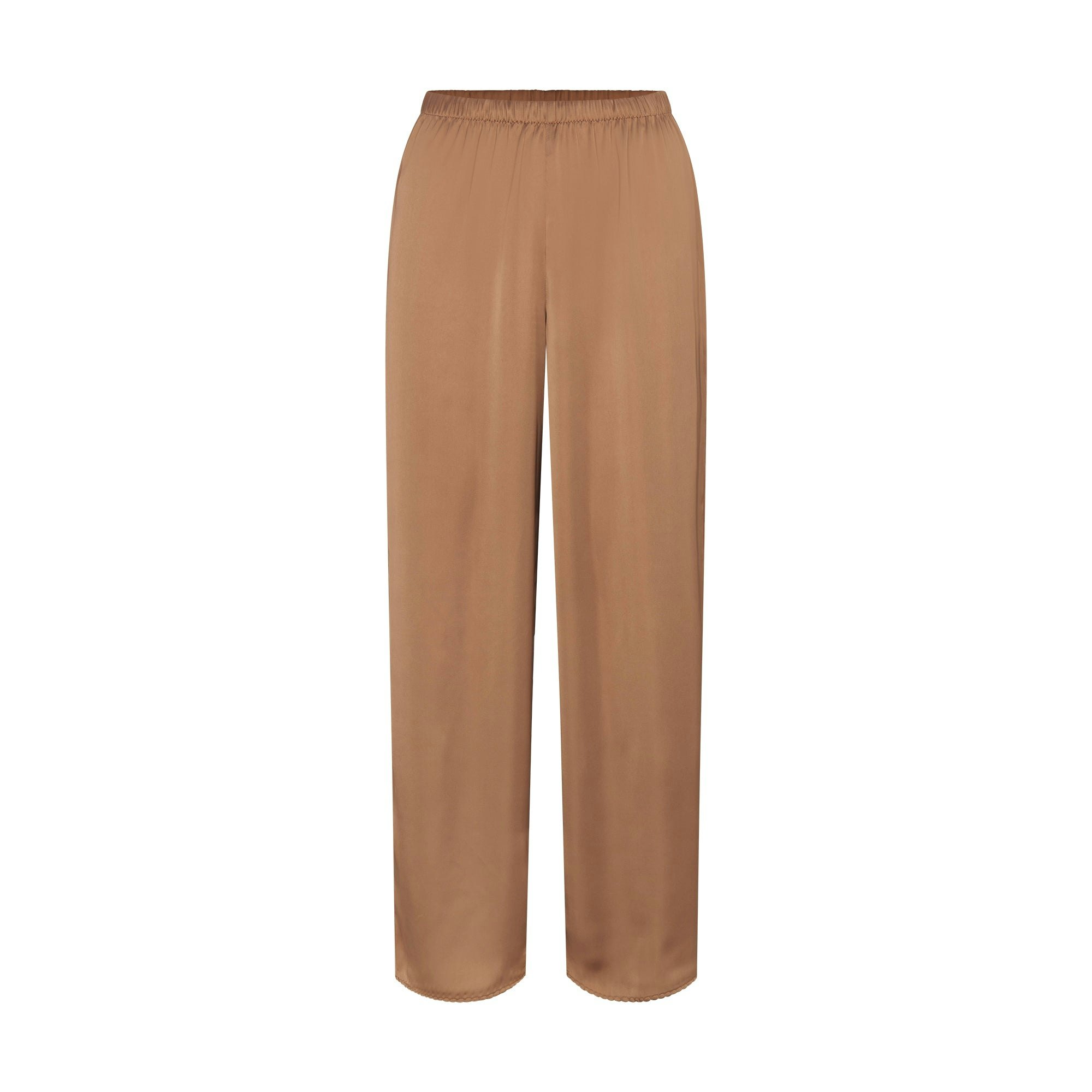 WOVEN SHINE LONG SLEEP SET | SIENNA FLAT ON A WHITE BACKGROUND | FLT