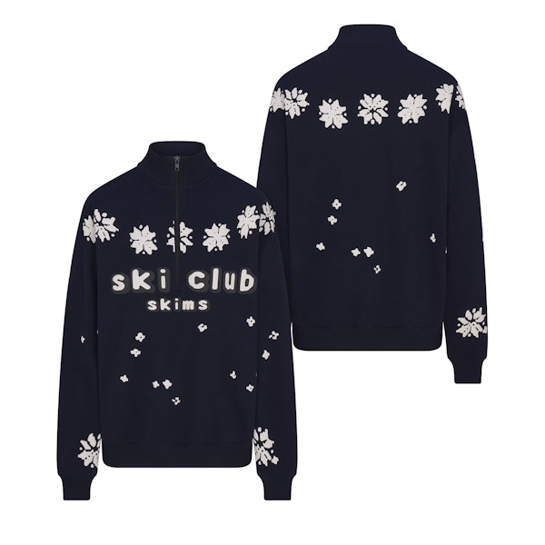 CACTUS PLANT FLEA MARKET X SKIMS COTTON FLEECE OVERSIZED QUARTER ZIP | NAVY SKI CLUB PRINT FLAT ON A WHITE BACKGROUND | FLT