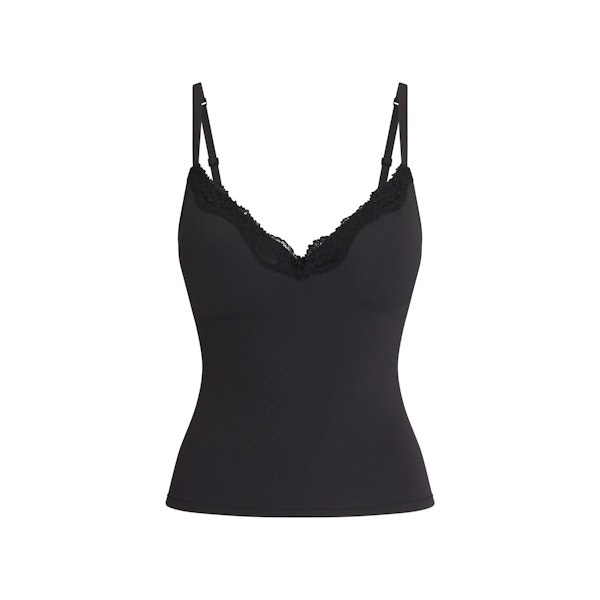 FITS EVERYBODY LACE PUSH-UP CAMI | ONYX FLAT ON A WHITE BACKGROUND | FLT