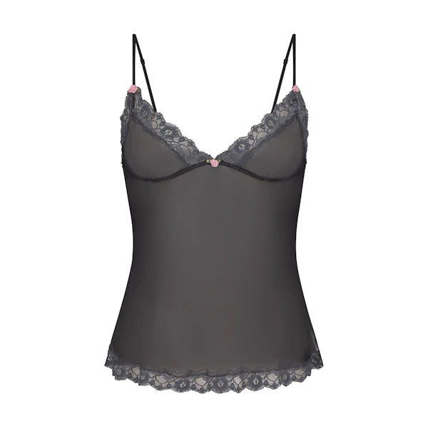 SKIMS ROMANCE LACE CAMI | ONYX (CAMIS, TOPS) FLAT ON A WHITE BACKGROUND | FLT