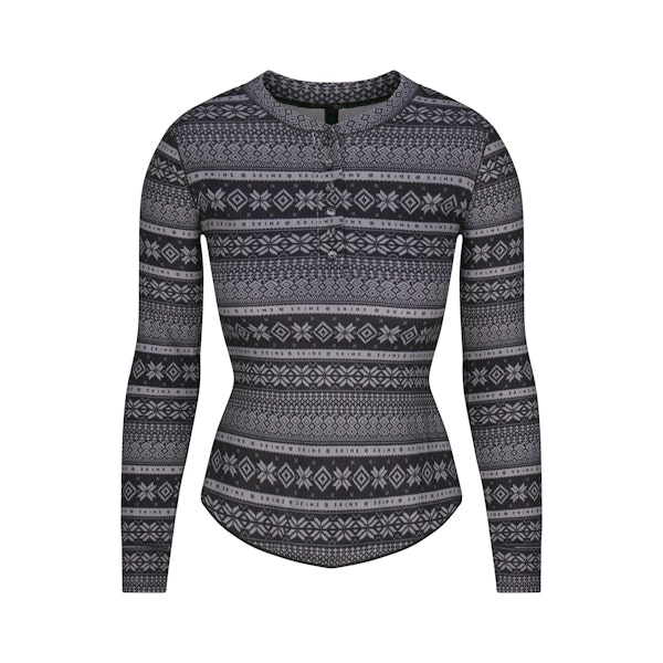LOGO PLUSH POINTELLE LONG SLEEVE HENLEY | ONYX MIRROR FAIR ISLE FLAT ON A WHITE BACKGROUND | FLT