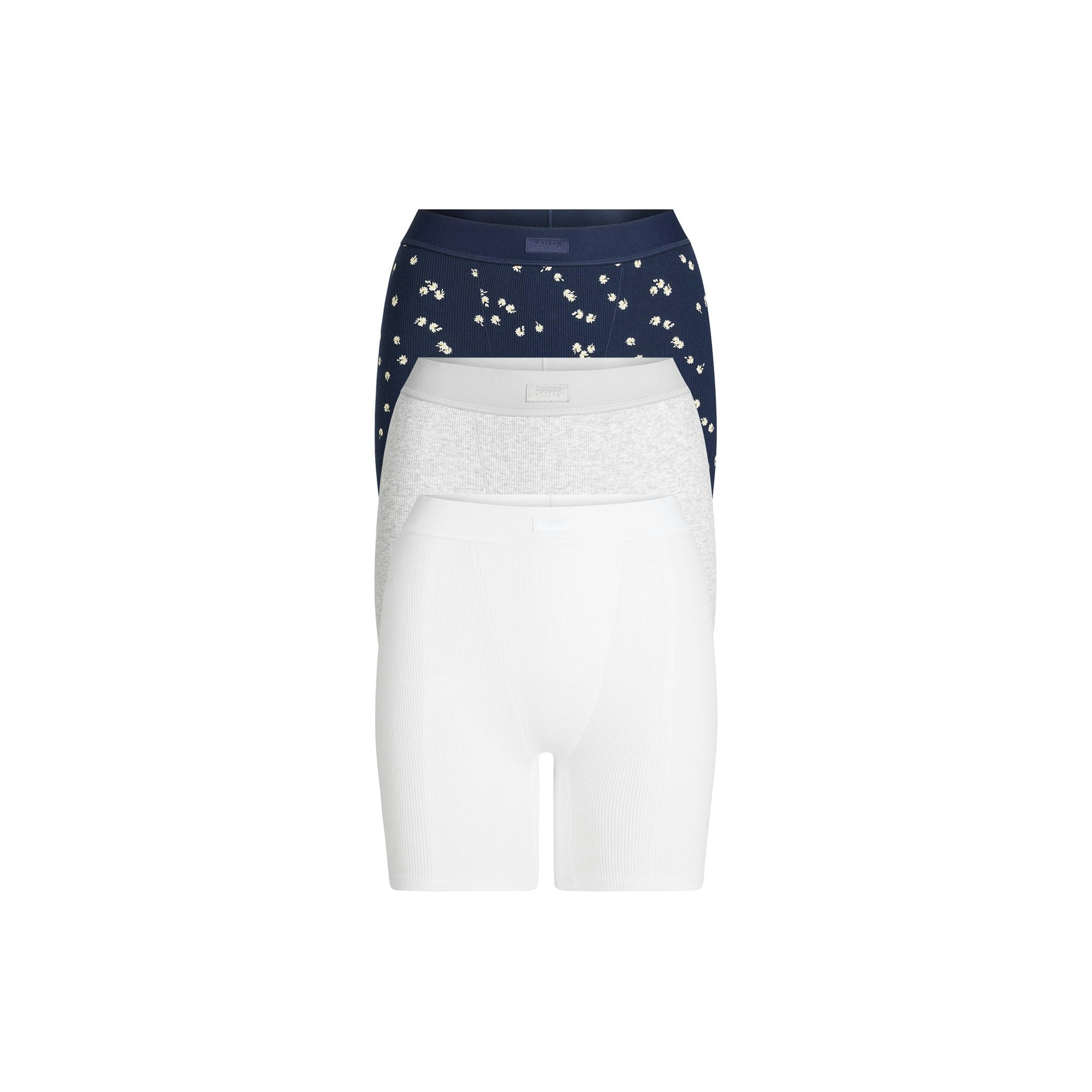 COTTON RIB BOXER 3-PACK | NAVY DAISY PRINT FLAT ON A WHITE BACKGROUND | FOCUS: 0.9, 0.1, 0.7
