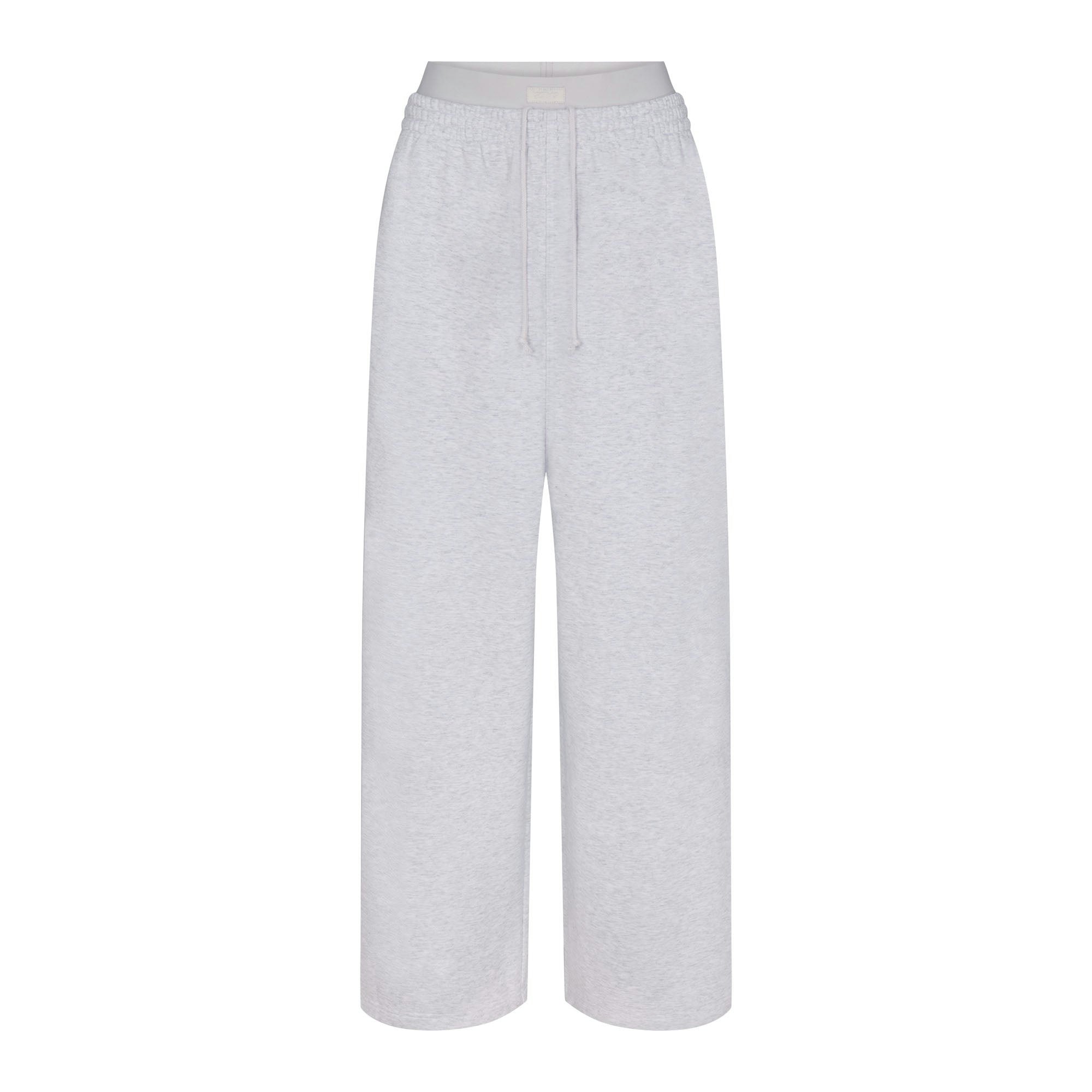 COTTON FLEECE OVERSIZED DOUBLE WAISTBAND PANT | LIGHT HEATHER GREY (PANTS, BOTTOMS) FLAT ON A WHITE BACKGROUND | FLT