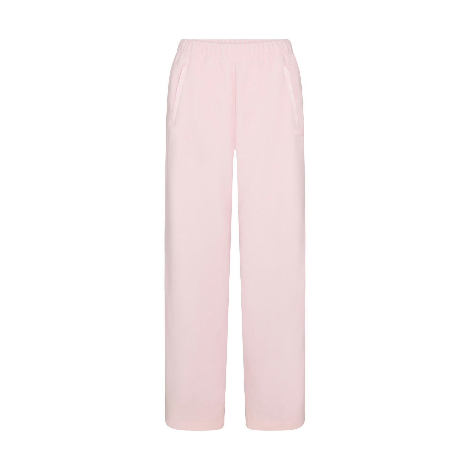 OUTDOOR FLEECE STRAIGHT LEG PANT | CHERRY BLOSSOM FLAT ON A WHITE BACKGROUND | FLT