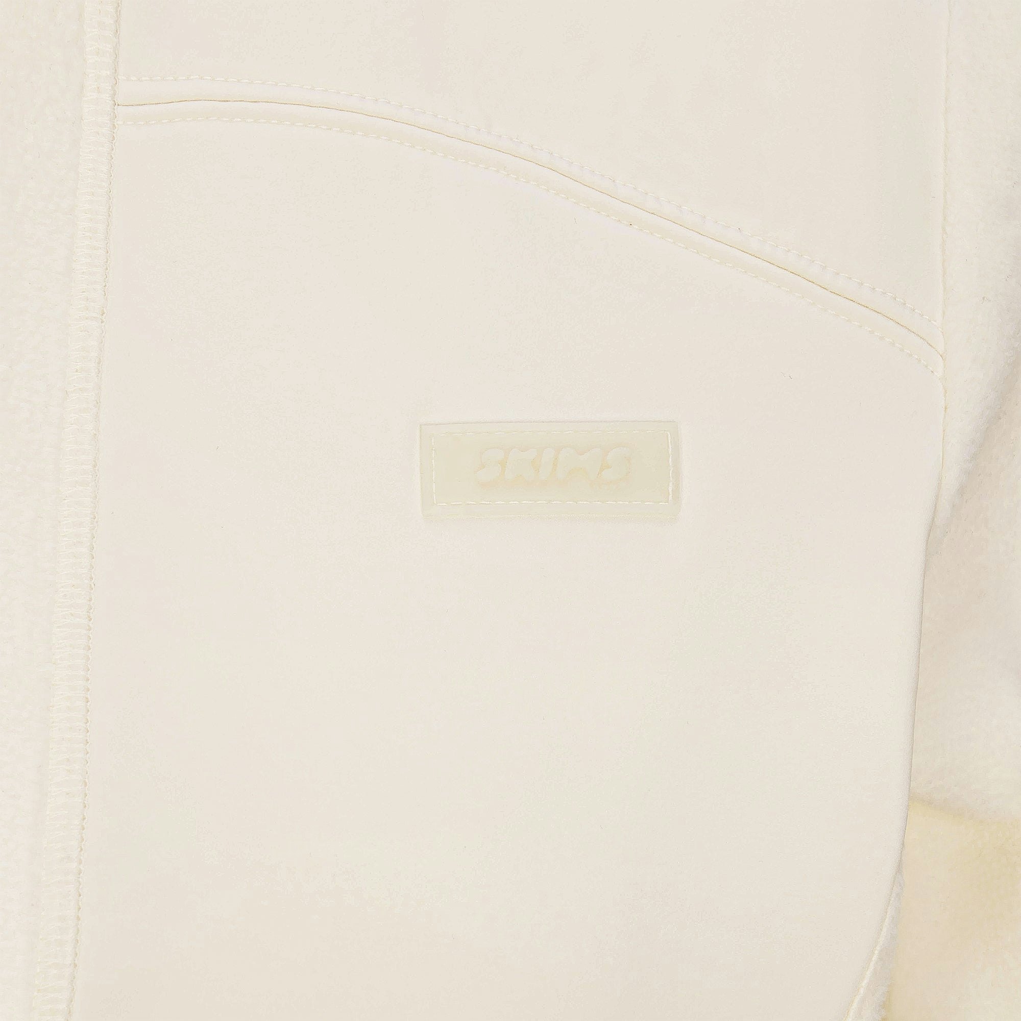 FLEECE LOUNGE ADDITIONAL FABRIC DETAILS