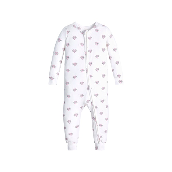 SKIMS SLEEP BABY ONESIE | MARBLE HEART BANNER FLAT ON A WHITE BACKGROUND | FLT