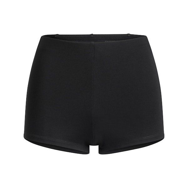 THE ESSENTIAL HIGH-WAISTED HOT SHORT | OBSIDIAN FLAT ON A WHITE BACKGROUND | FLT