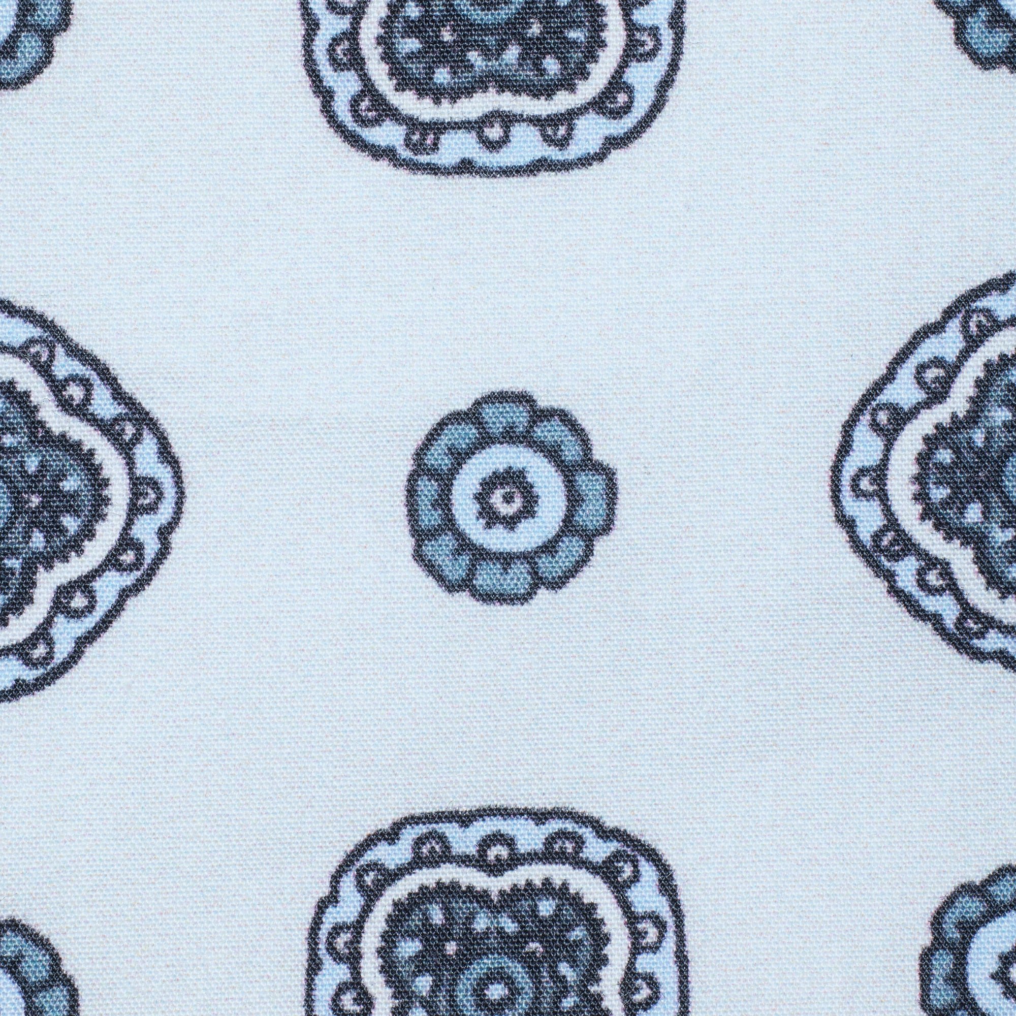 COTTON POPLIN MENS BOXER | PLATINUM FOULARD PRINT FLAT ON A WHITE BACKGROUND ADDITIONAL FABRIC DETAILS