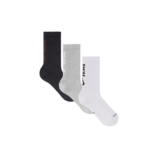 NikeSKIMS ACCESSORIES DRI-FIT CREW SOCK 3-PACK | HEATHER GREY MULTI FLAT ON A WHITE BACKGROUND | FLT