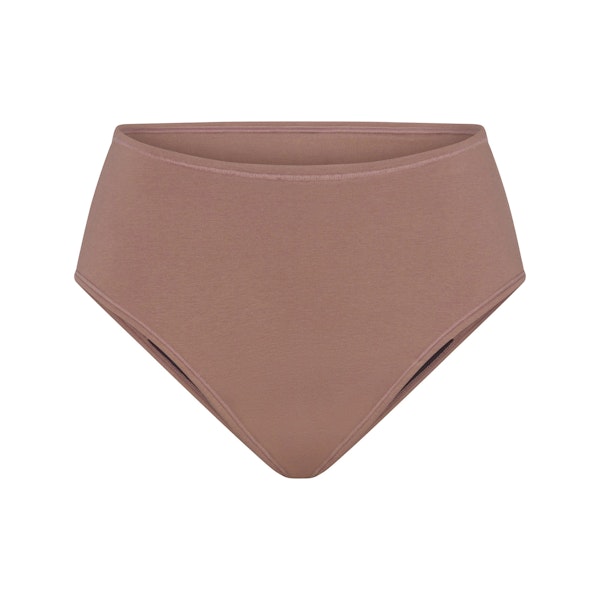 PERIOD PANTIES BRIEF | UMBER FLAT ON A WHITE BACKGROUND | FLT
