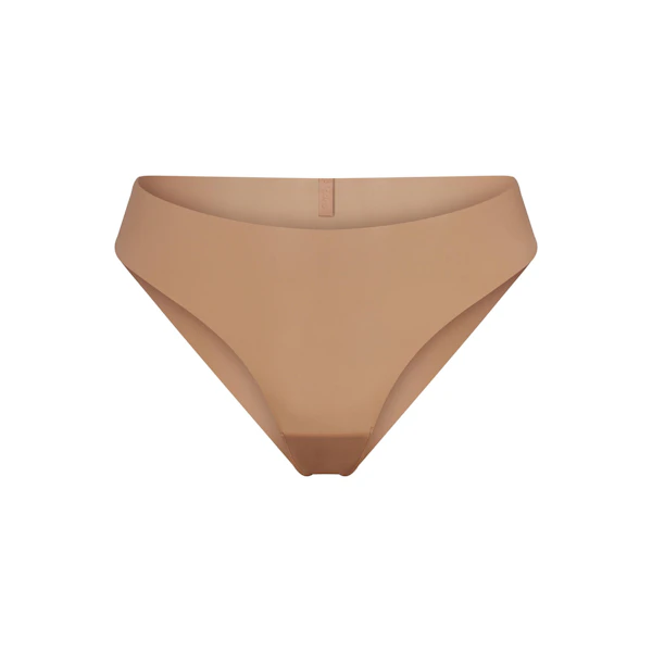 INVISIBLE BIKINI | SIENNA FLAT ON A WHITE BACKGROUND | FLT