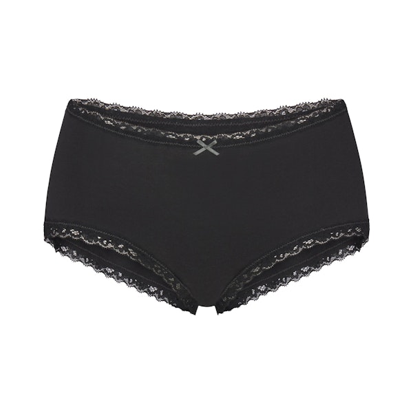 LIGHTWEIGHT COTTON LACE TRIM BOY SHORT | SOOT FLAT ON A WHITE BACKGROUND | FLT