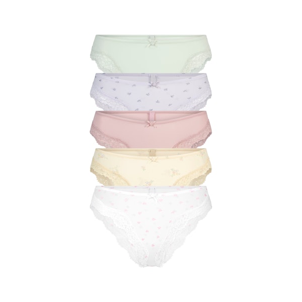 FITS EVERYBODY LACE CHEEKY TANGA 5-PACK | BOUQUET MULTI FLAT ON A WHITE BACKGROUND | FLT