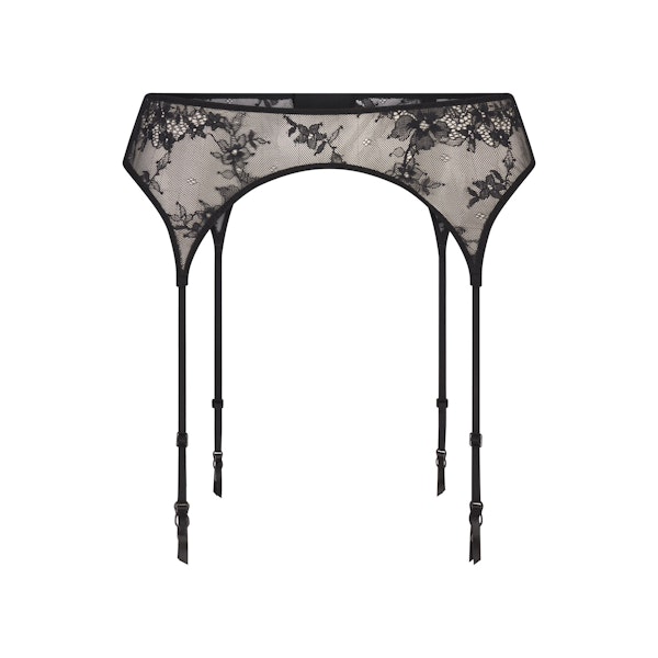 ULTRA FINE LACE GARTER BELT | ONYX FLAT ON A WHITE BACKGROUND | FLT