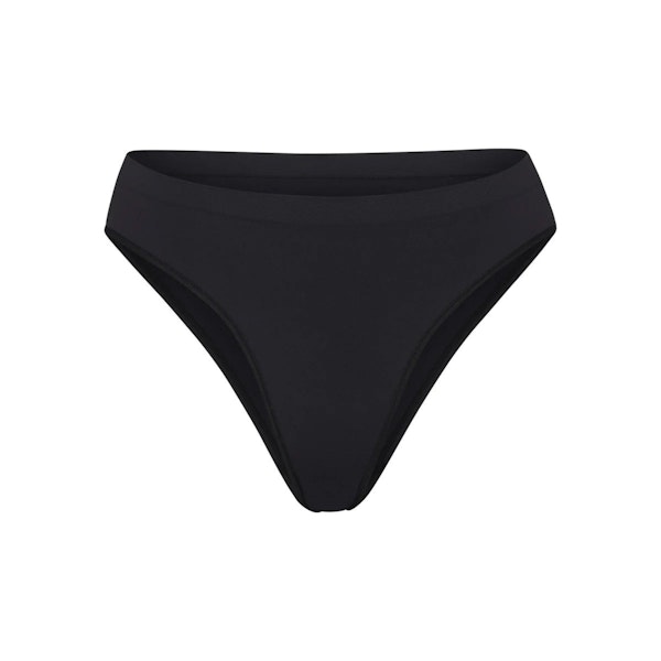SOFT SMOOTHING SEAMLESS BRIEF | ONYX (BRIEFS, PANTIES) LAYS FLAT ON A WHITE BACKGROUND | FLT