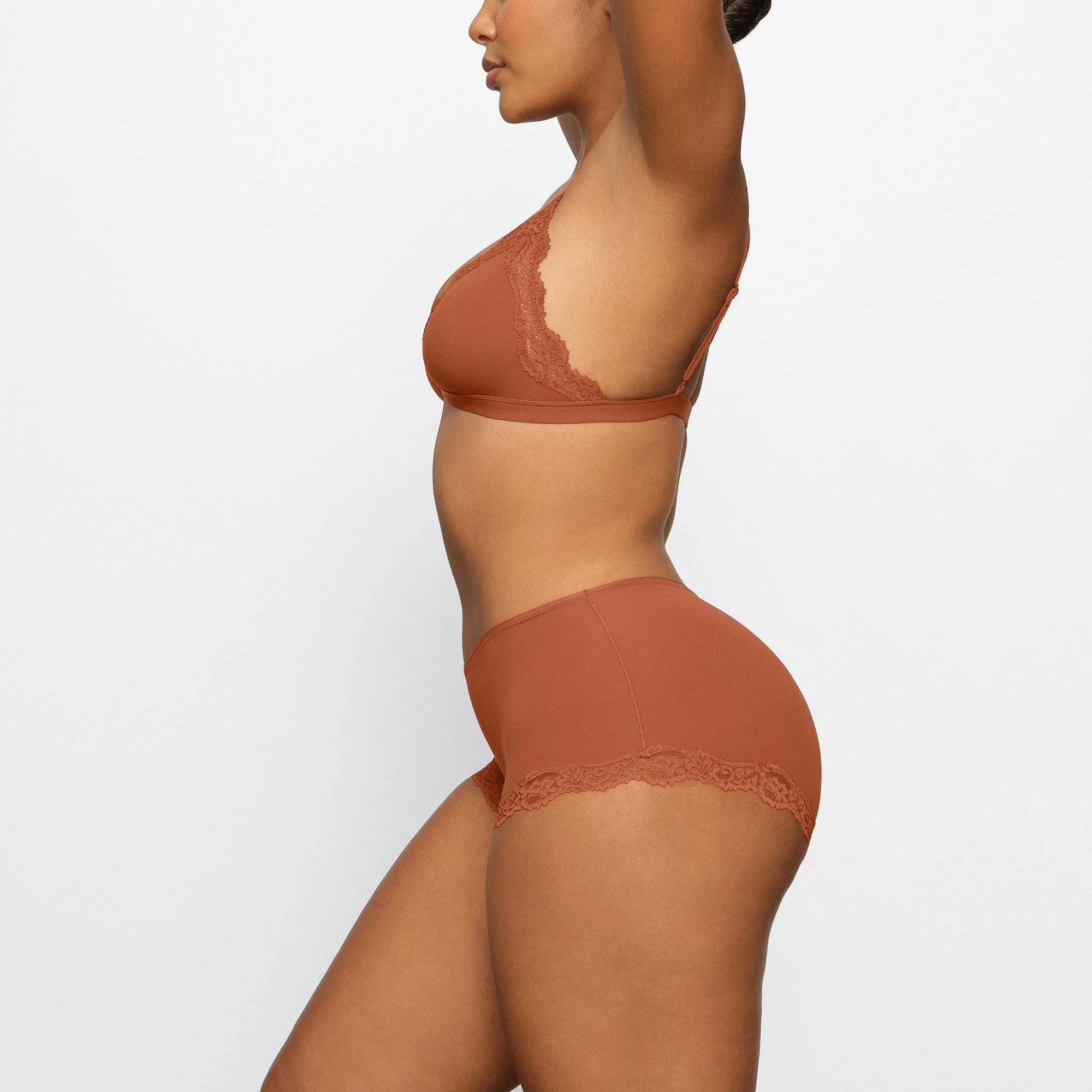 FITS EVERYBODY LACE BOY SHORT WORN BY A MODEL IN SIDE VIEW