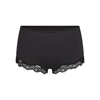 BOY SHORT