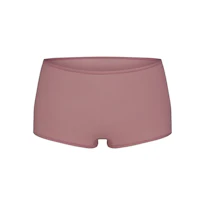 BOY SHORT