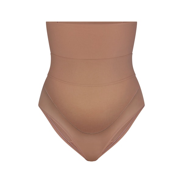 FITS EVERYBODY MATERNITY BANDED HIGH-WAISTED BRIEF | SIENNA (BRIEFS, PANTIES) LAYS FLAT ON A WHITE BACKGROUND | FLT