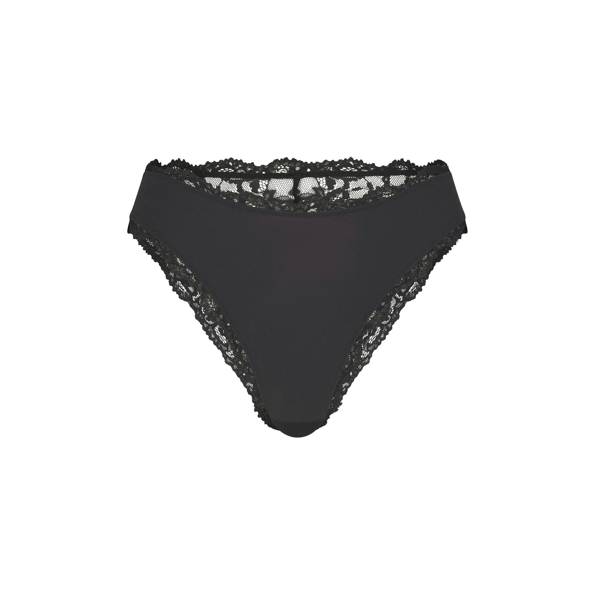 FITS EVERYBODY LACE CHEEKY BRIEF | ONYX(BRIEFS, PANTIES) FLAT ON A WHITE BACKGROUND | FLT