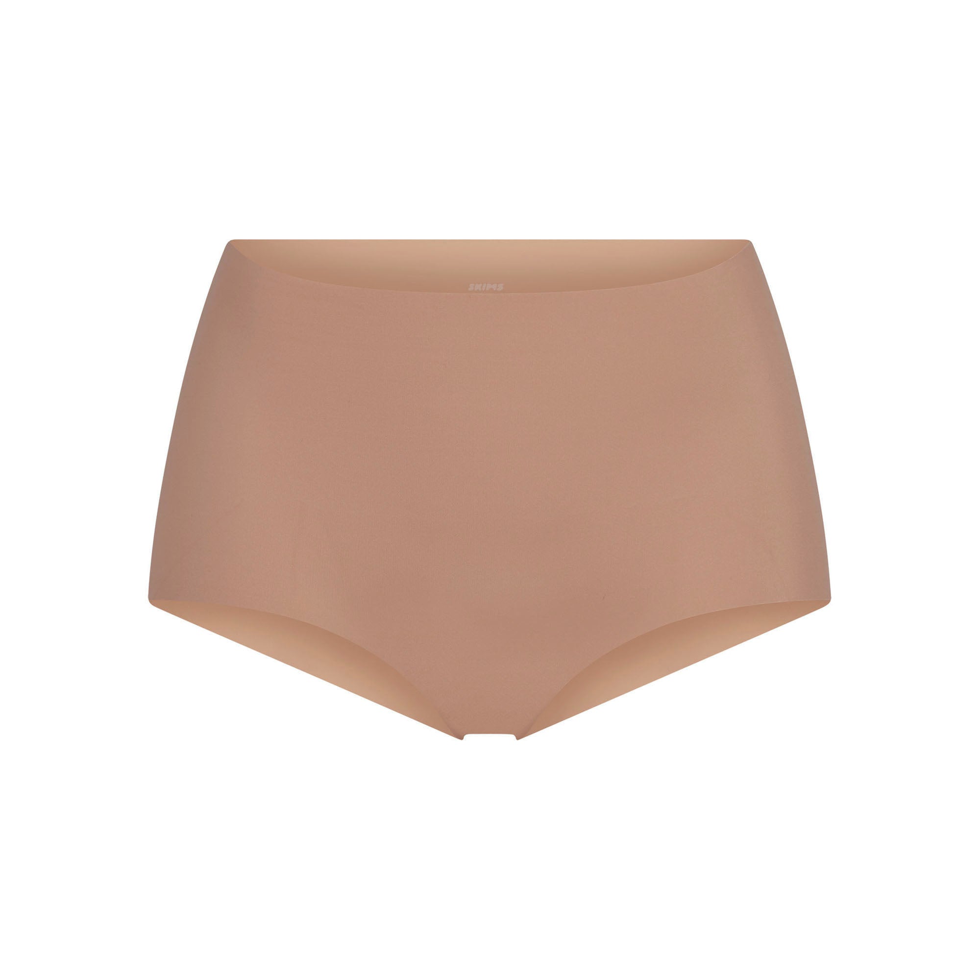 BOY SHORT