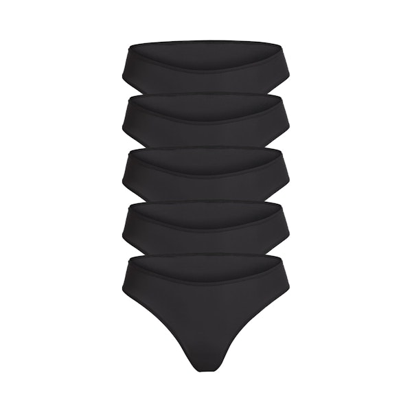 FITS EVERYBODY CHEEKY BRIEF 5-PACK | ONYX FLAT ON A WHITE BACKGROUND | FLT