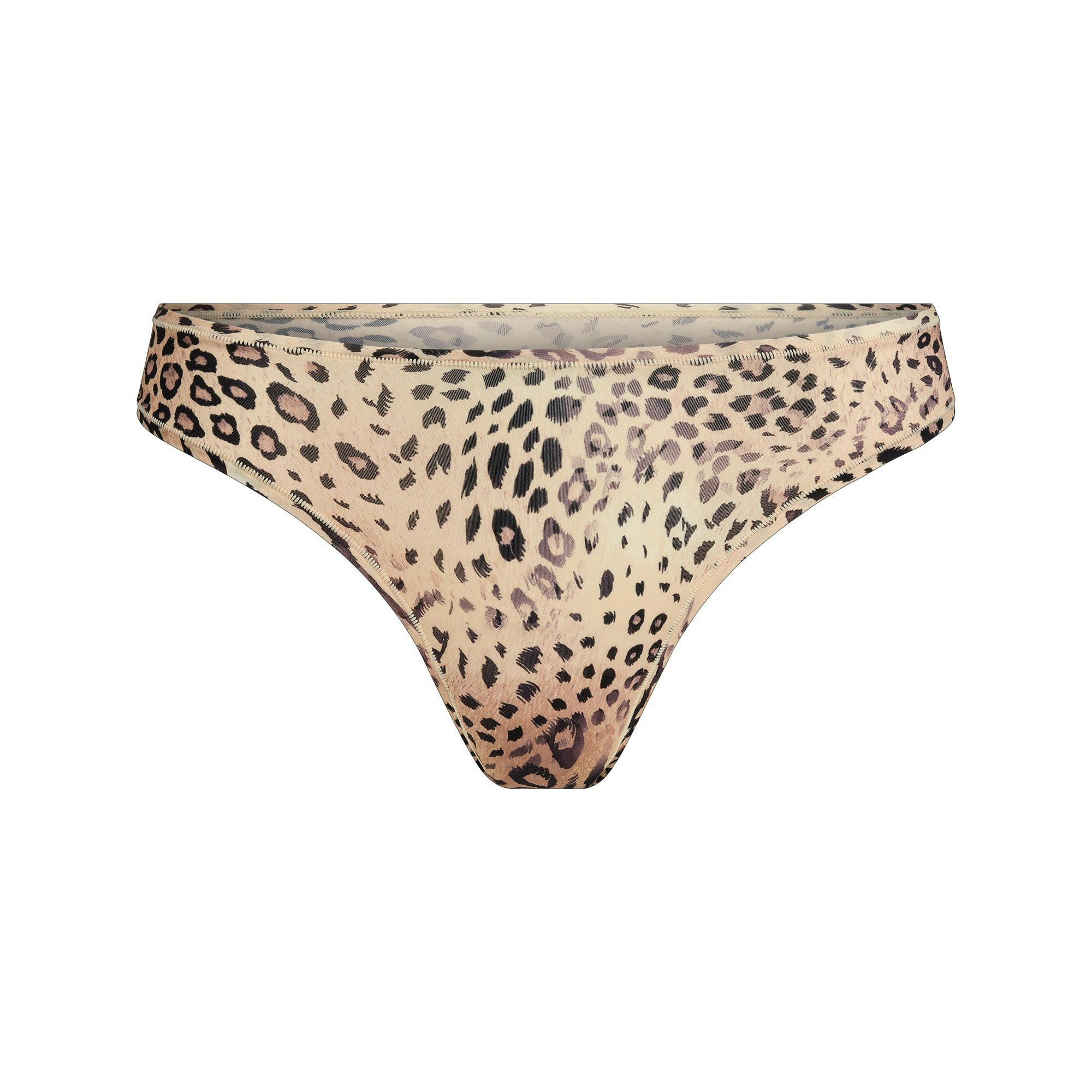 FITS EVERYBODY DIPPED FRONT THONG | SAND MULTI ANIMAL FLAT ON A WHITE BACKGROUND | FLT