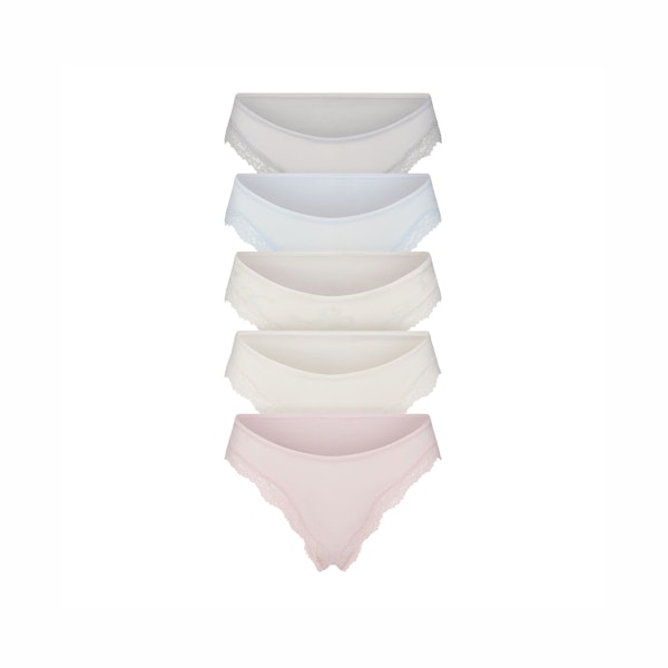 FITS EVERYBODY LACE CHEEKY TANGA 5-PACK | IVORY PEARL BOW MULTI LAYS FLAT ON A WHITE BACKGROUND | @ | FOCUS: 0.0, 1.0, 0.9 