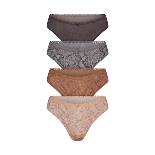 FITS EVERYBODY LACE DIPPED THONG 4-PACK | JASPER SNAKE MULTI FLAT ON A WHITE BACKGROUND | FLT @ | FOCUS: 0.0, 1.0, 0.9