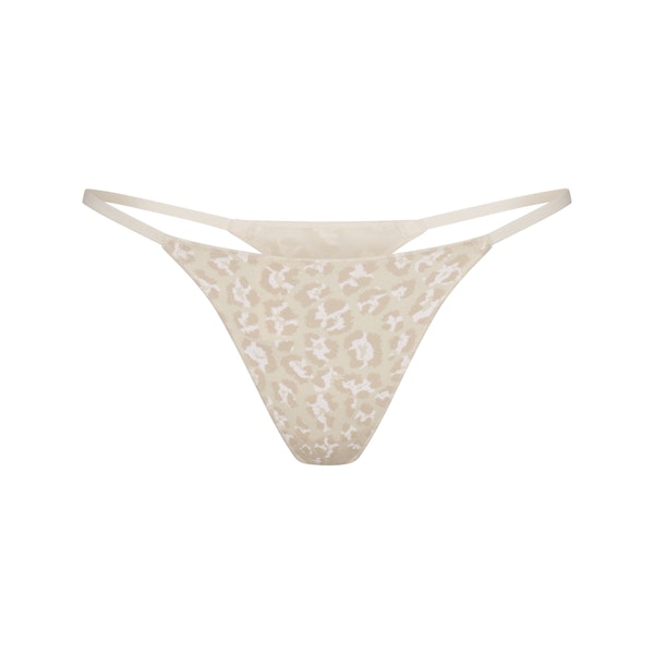 LIGHTWEIGHT COTTON STRING THONG | DELTA LEOPARD FLAT ON A WHITE BACKGROUND | FLT