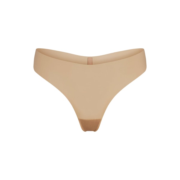INVISIBLE THONG | CLAY FLAT ON A WHITE BACKGROUND | FLT