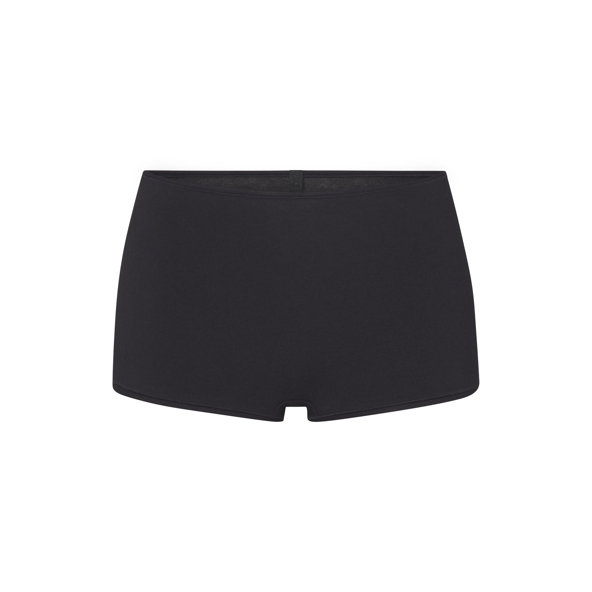 BOY SHORT