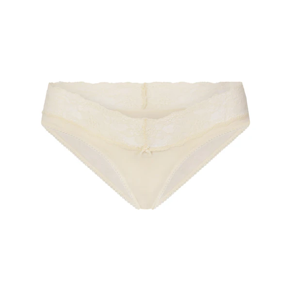 LIGHTWEIGHT COTTON WIDE LACE BRIEF | BUTTER TONAL FLAT ON A WHITE BACKGROUND | FLT
