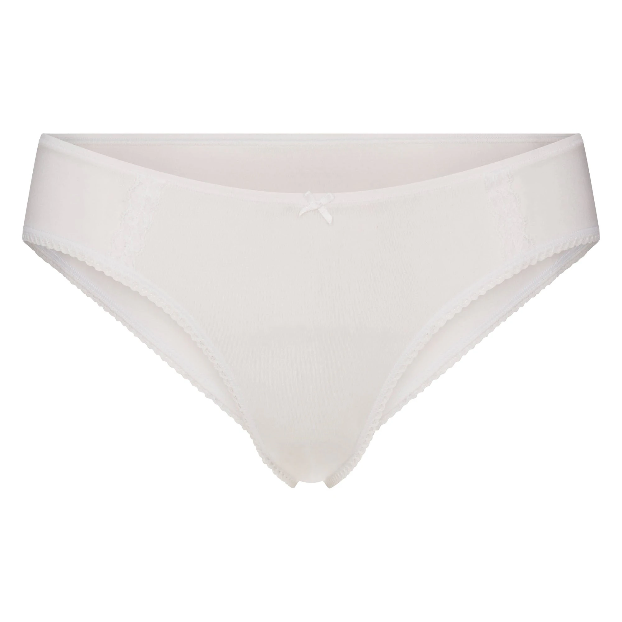 LIGHTWEIGHT COTTON LACE HIPSTER | SNOW FLAT ON A WHITE BACKGROUND | FLT