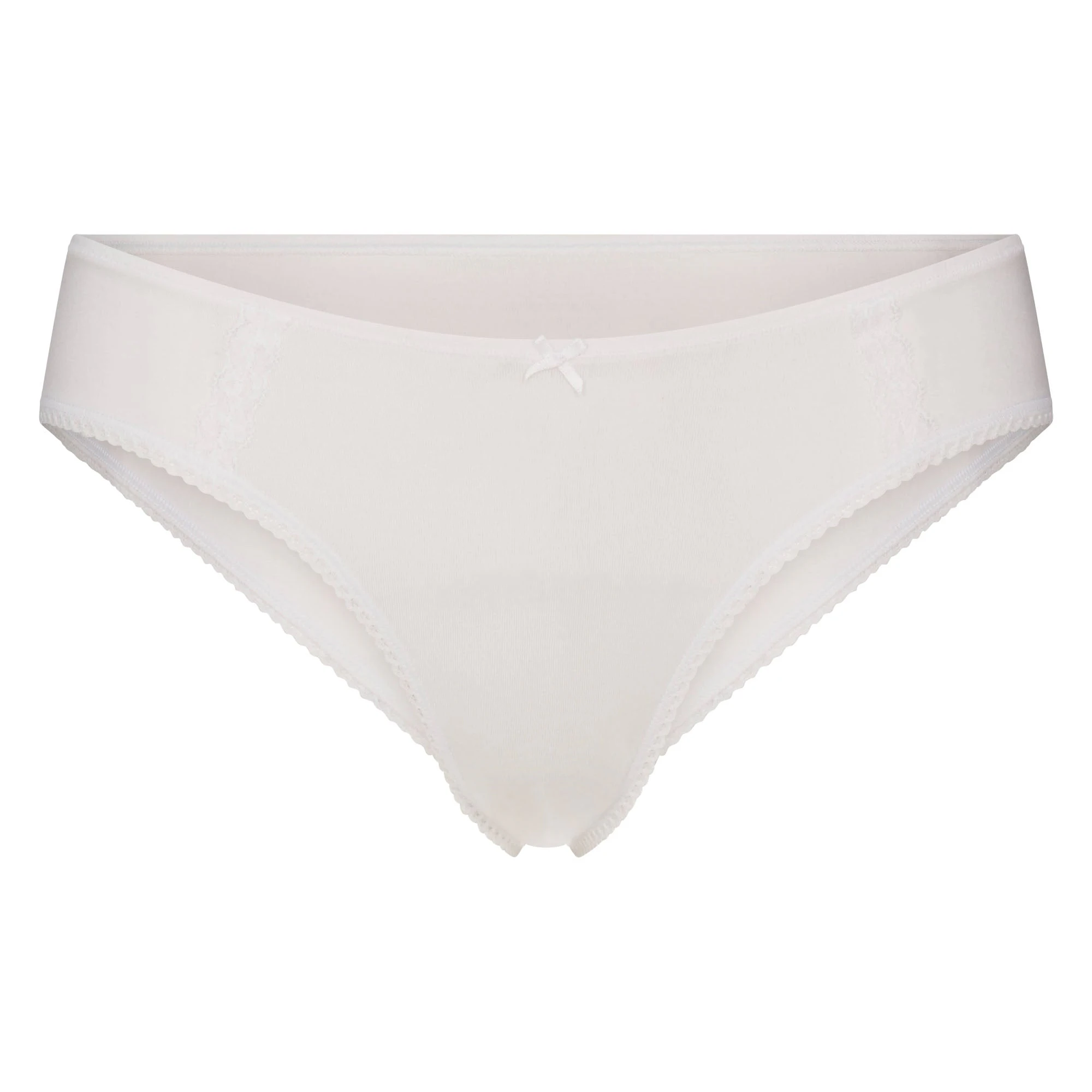 LIGHTWEIGHT COTTON LACE HIPSTER | SNOW FLAT ON A WHITE BACKGROUND | FLT